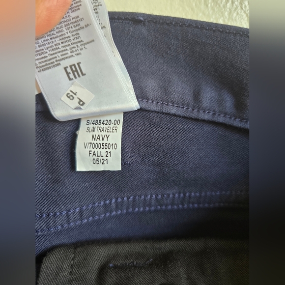 Banana Republic, Traveler Pant, Slim Fit, Dark Navy, 42x34 - Picture 7 of 7